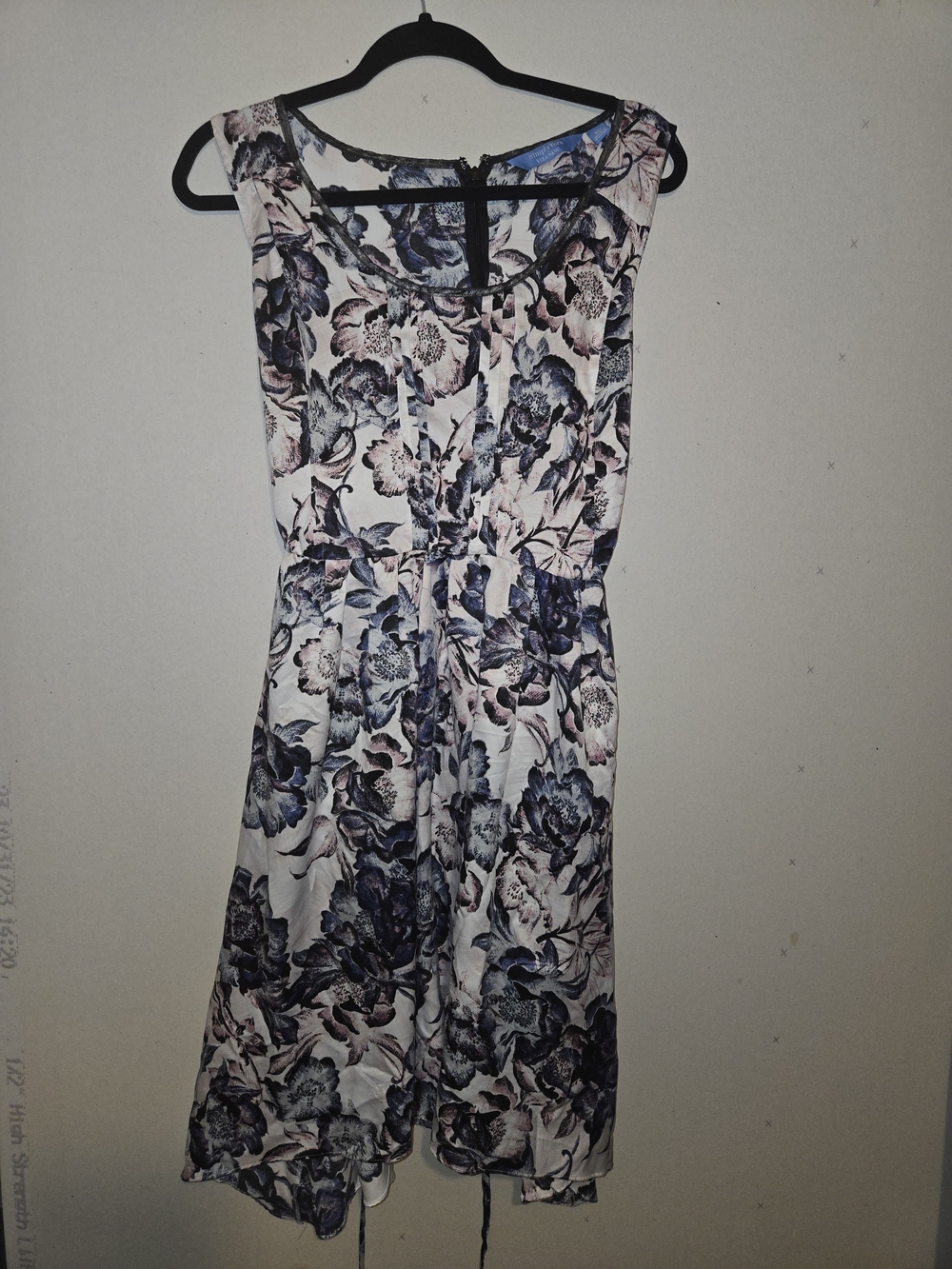 Vera Wang Sleeveless Floral Midi Dress in White, Blue, and Pink
